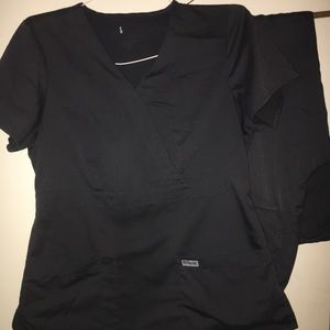 Classic fit greys anatomy scrub top and bottoms
